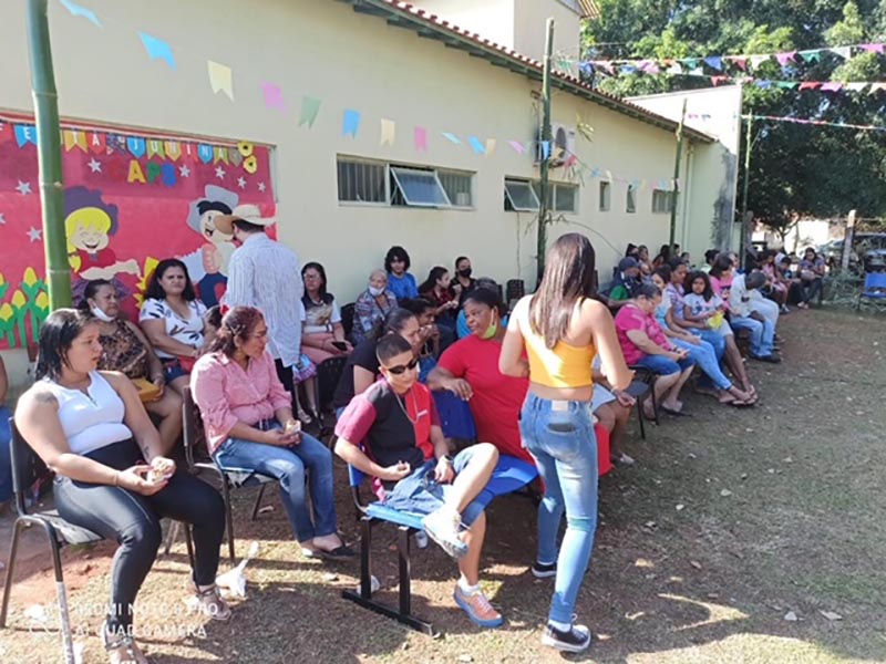 CAPS promove 'Arraiá Junino' para confraternização de usuários, familiares e colaboradores