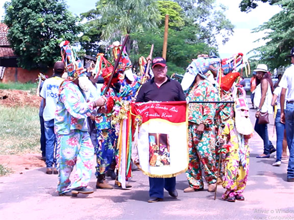 Mais de 2 mil pessoas prestigiam tradicional Folia de Reis em Sapezal