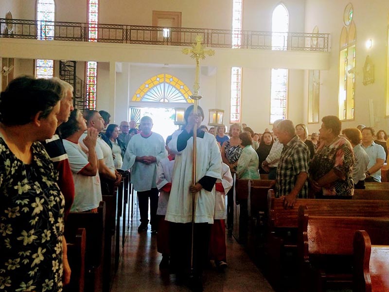 Comunidade católica celebra a Quarta-feira de Cinzas com missa, dando início à Quaresma em Paraguaçu