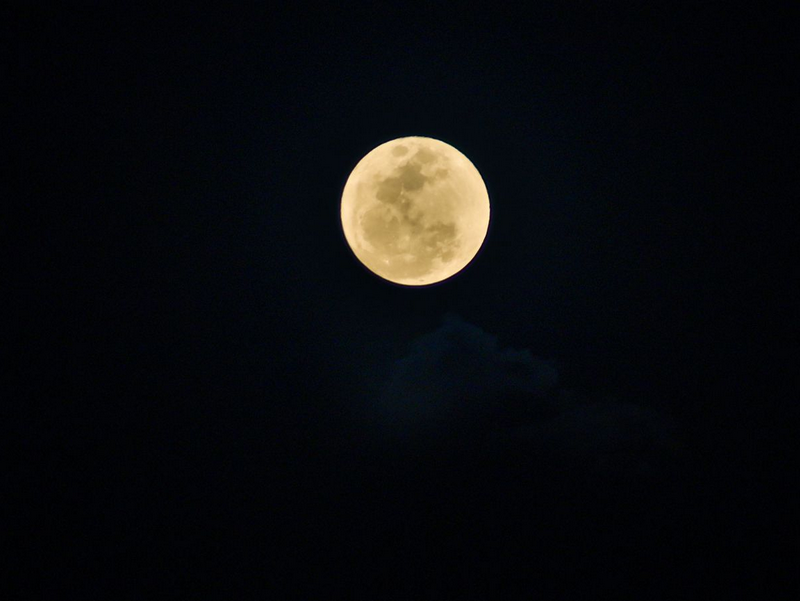 Fotógrafo de Paraguaçu Paulista captura imagens da Superlua Azul