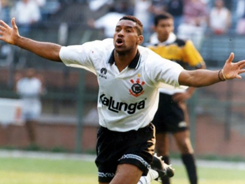 Viola, ex-jogador do Corinthians e da Seleção Brasileira, estará no Jogo das Estrelas, em Paraguaçu