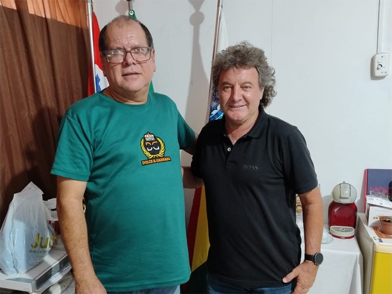 Ídolo corintiano, Tupãzinho, visita o Departamento de Esporte e Lazer