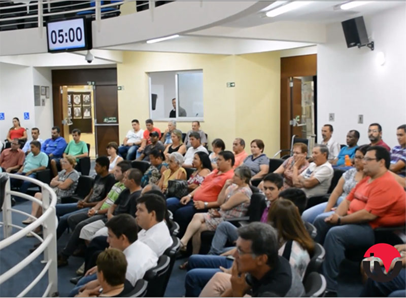 População lota a Câmara na primeira Sessão Ordinária de 2017