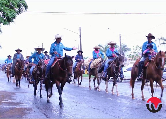 2ª Cavalgada da Independência reúne várias comitivas em Paraguaçu