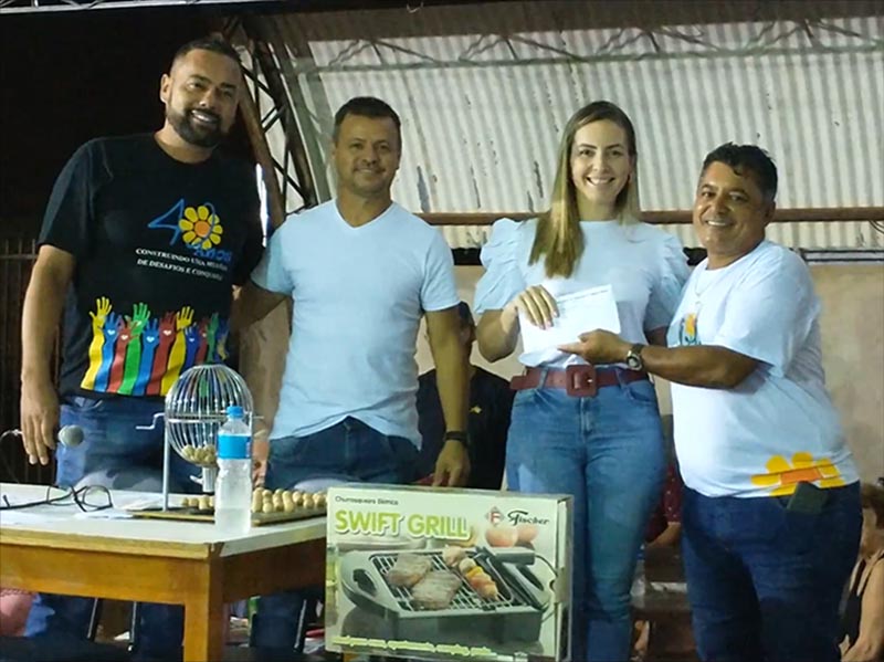 Show de Prêmios e Almoço Sertanejo e Leilão de Gado da APAE atraem grande público