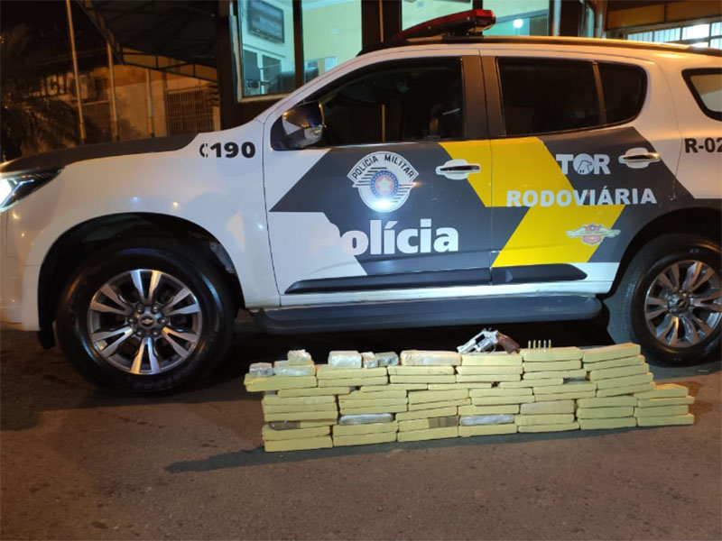 Polícia Rodoviária realiza apreensão por tráfico de drogas em Ourinhos