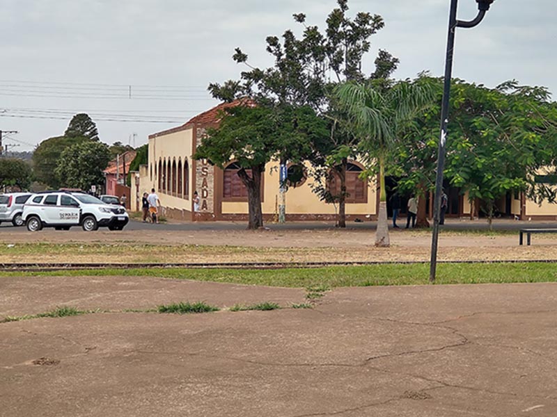 Mulher é esfaqueada em pousada de Paraguaçu Paulista