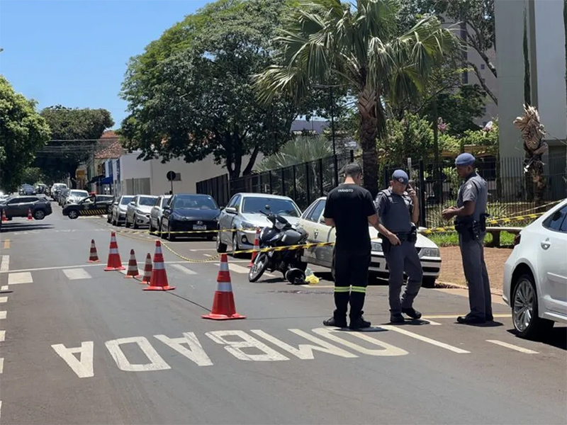 Idoso morre após ser atropelado por moto em avenida de Santa Cruz do Rio Pardo