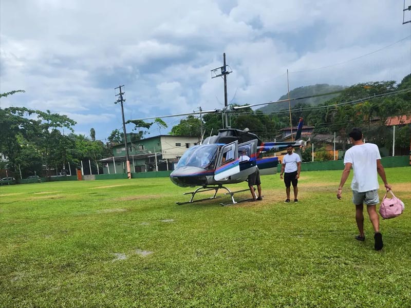 Com ajuda de amigos, família de Tupã paga R$ 15 mil para sair do litoral norte em helicópteros