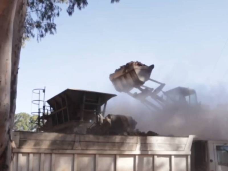 Paraguaçu Paulista recebe máquina trituradora de resíduos da construção civil