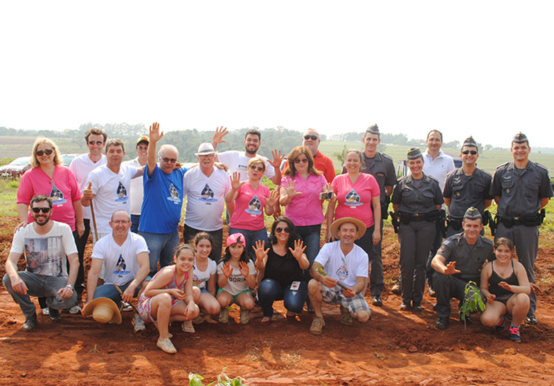 Mutirão Ecológico com plantio de 200 mudas é realizado em Paraguaçu