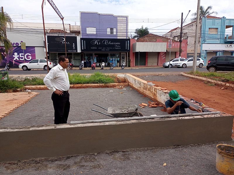 Presidente da Câmara visita as obras da Fonte Luminosa que foram retomadas