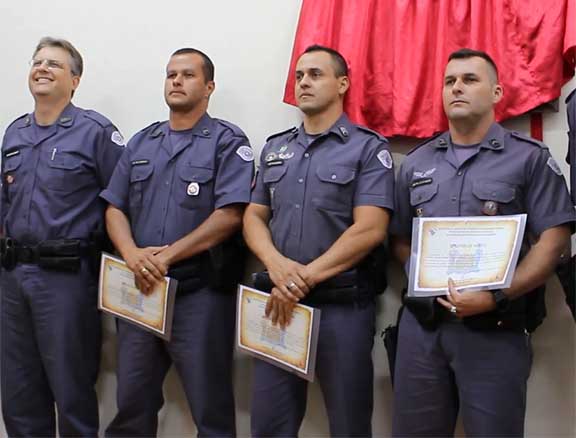 Policiais Militares são homenageados por sua atuação em Paraguaçu