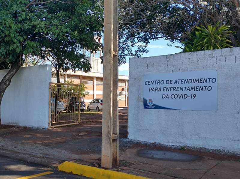 Primeiro dia de atendimento na Central Covid tem grande procura e demora no atendimento