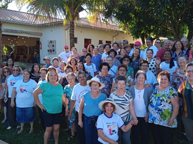 Mamães do CCI ganham dia de lazer e descanso na Pousada Dona Nair