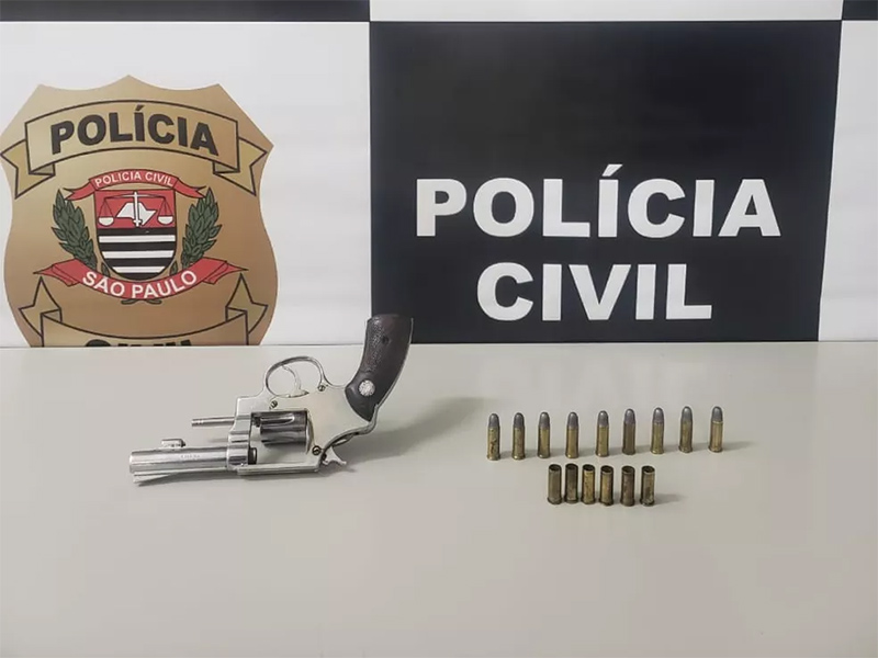 Homem é preso com revólver calibre 32 e 15 munições em Iepê