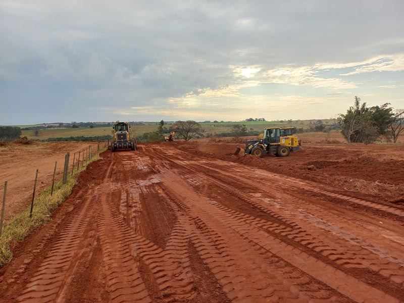 Prefeitura de Paraguaçu inicia trabalhos de melhorias na estrada de acesso ao bairro Brumado