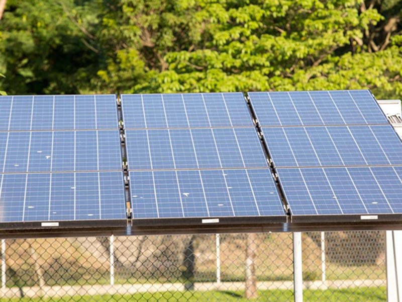 Aumento do consumo de energia solar traz projeções otimistas ao setor