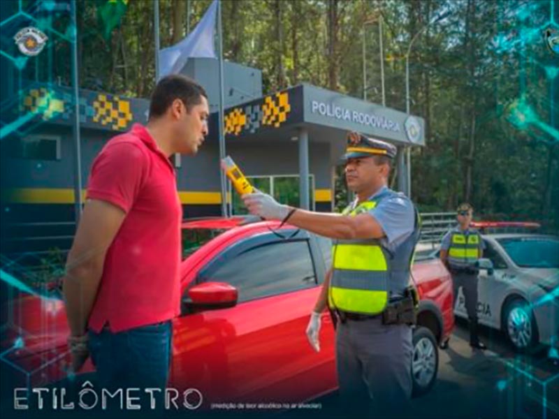 Polícia Rodoviária inicia Operação Proclamação da República, com foco na embriaguez ao volante