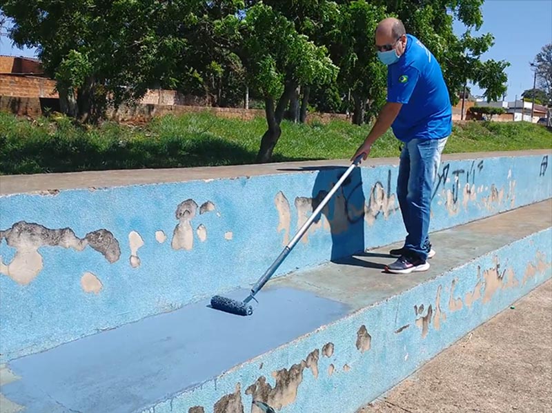 Departamento de Esportes realiza melhorias no campo do PLIMEC, na Barra Funda