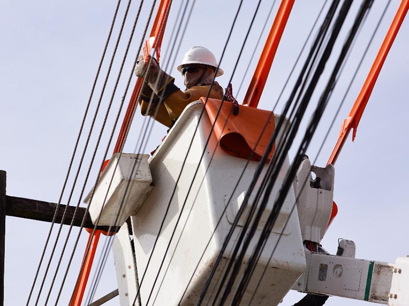 Energisa reforça importância de atualizar o cadastro para receber avisos de manutenções na rede