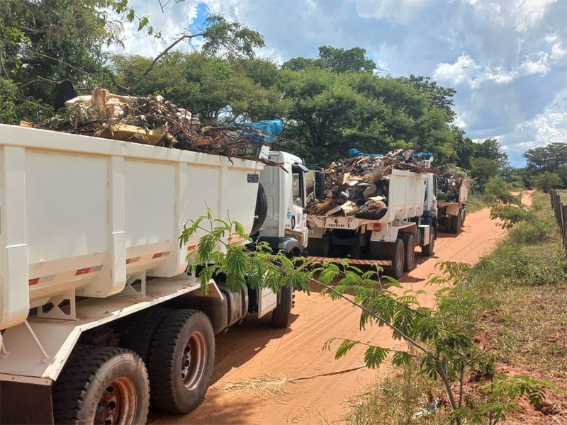 Mais de mil toneladas de lixo são retirados das ruas de Paraguaçu Paulista