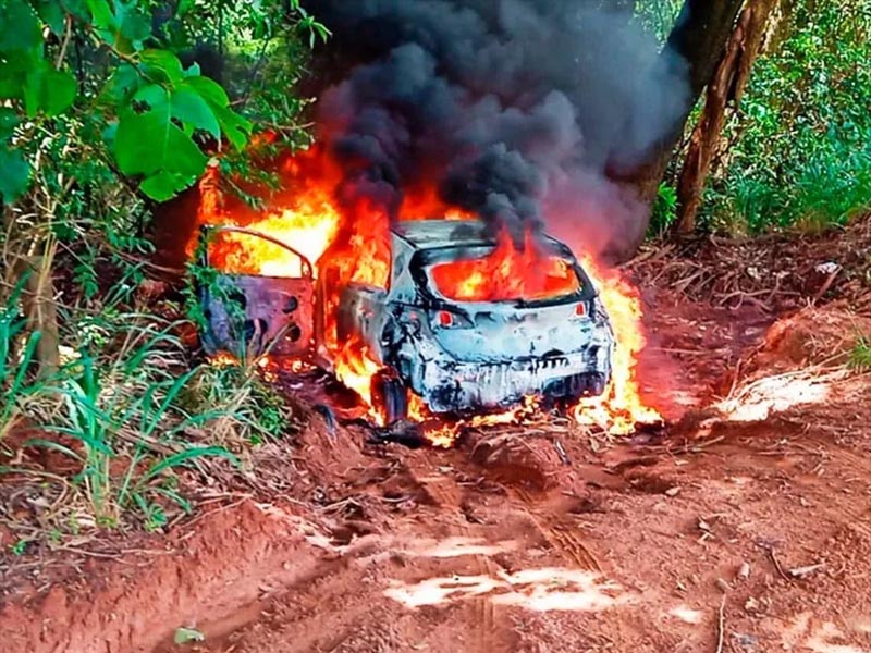 Motorista de aplicativo é esfaqueada 17 vezes enquanto levava passageiro na região