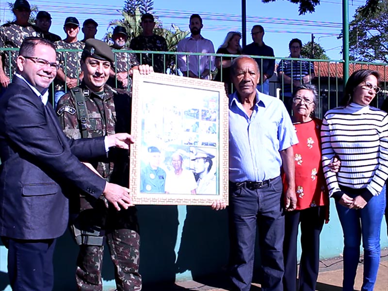 TG comemora reencontro de ex-atiradores e homenageia Tenente Neris