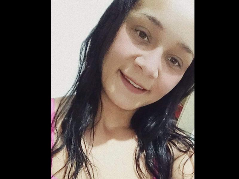 Jovem paraguaçuense pede ajuda para conseguir emprego como faxineira