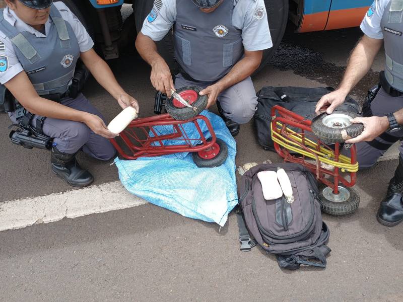 Mulheres são flagradas transportando cocaína em rodovia de Palmital