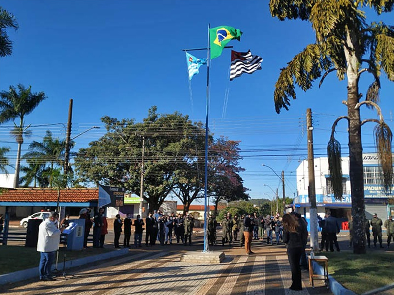 Prefeitura de Assis realiza Ato Cívico em alusão ao aniversário do município