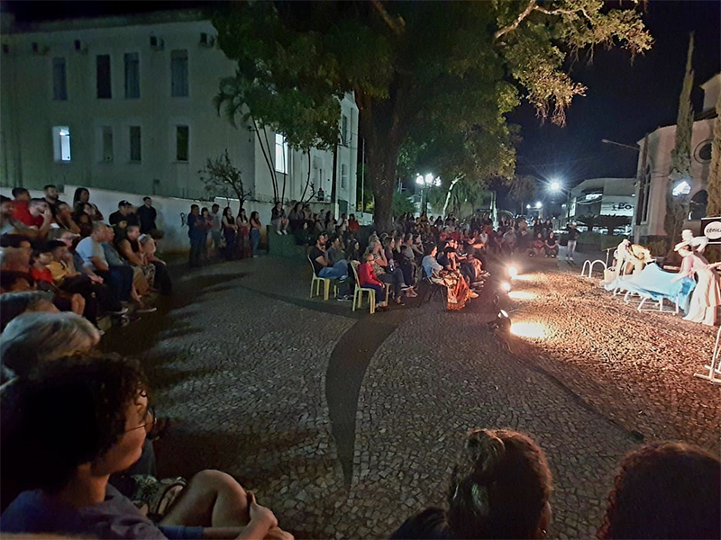 Apresentações teatrais movimentam Paraguaçu e ocupam lugares culturais da cidade