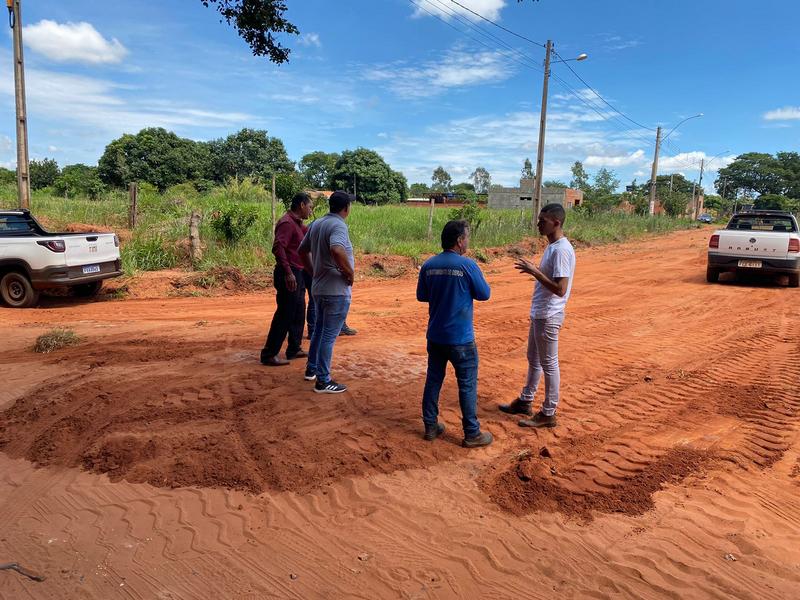 Vereadores visitam obras no Bairro Rancho Alegre