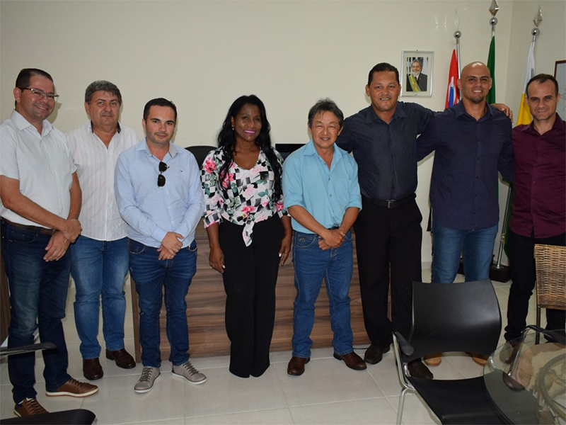 Presidente da Câmara recebe Prefeito e autoridades em seu Gabinete