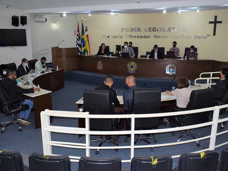 Câmara aprova reajuste do piso salarial básico dos servidores municipais