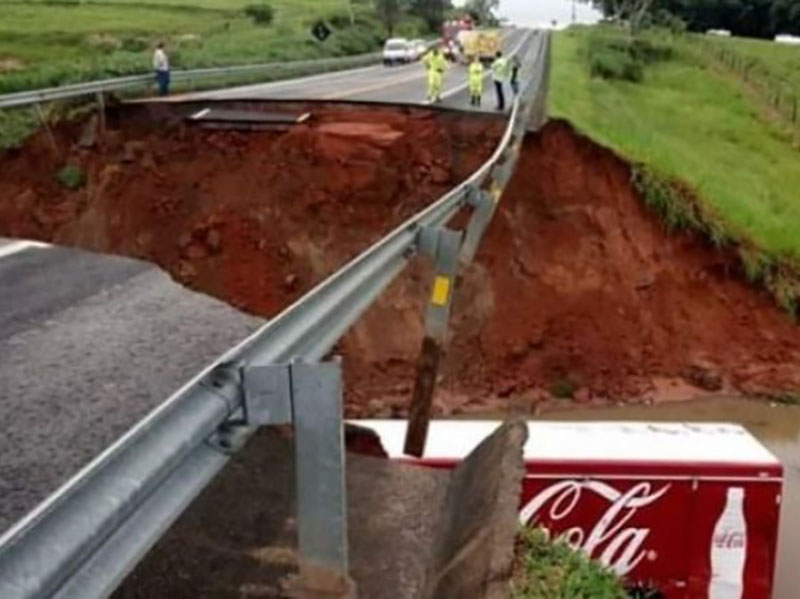 Defesa Civil alerta para estradas interditadas na região