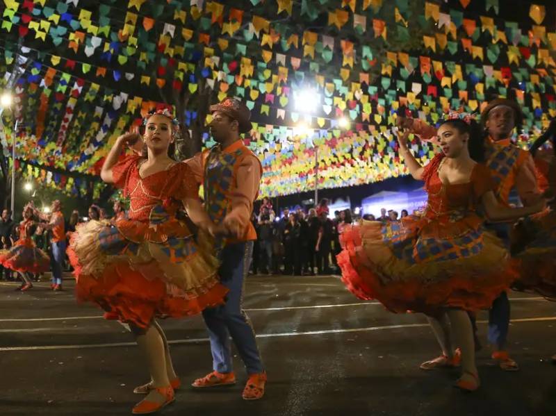 Festa popular preferida do brasileiro é a junina, e não o carnaval