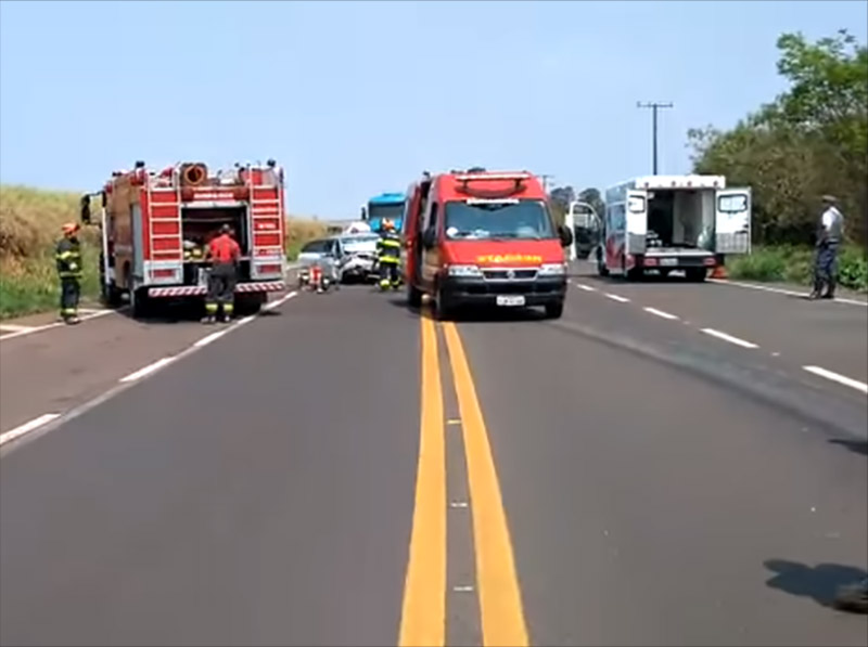 Colisão entre carro e caminhão deixa uma vitima fatal em Paraguaçu Paulista