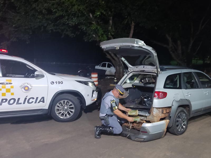 Polícia Rodoviária prende casal com 44 kg de pasta base cocaína em Palmital