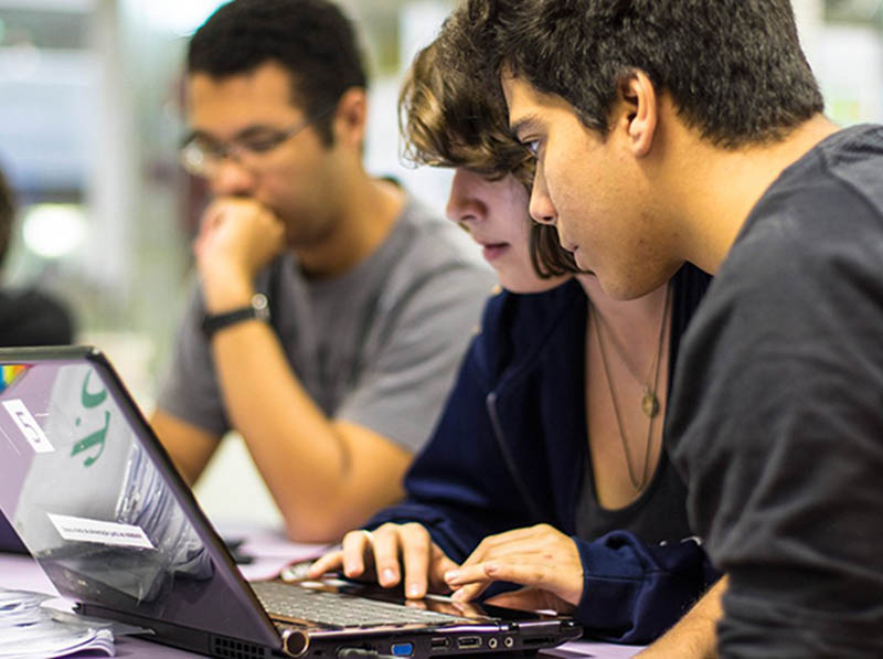 Alunos da rede estadual podem se inscrever para cursos online gratuitos