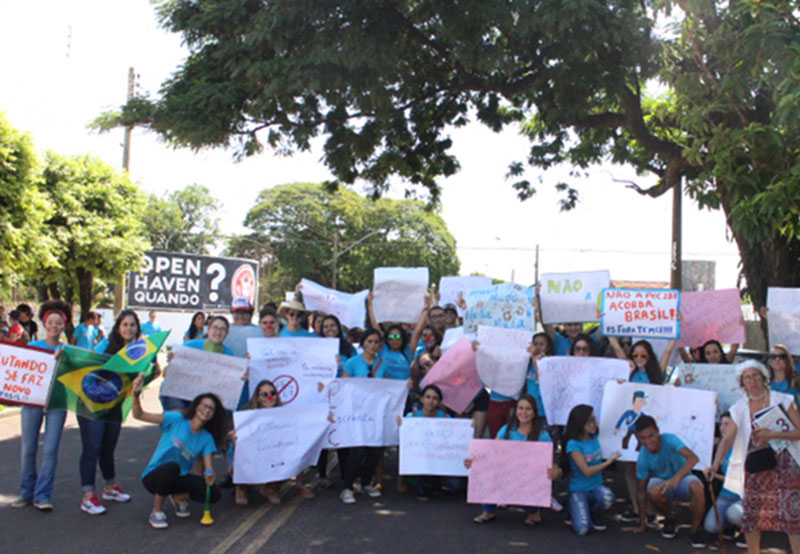 Estudantes de Paraguaçu protestam contra a reforma da Previdência