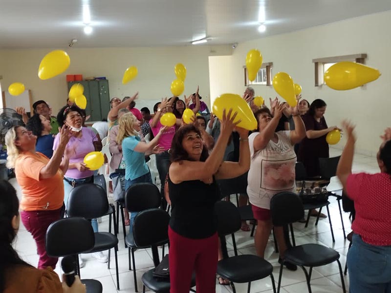 CRAS III realiza atividade do Setembro Amarelo com usuários