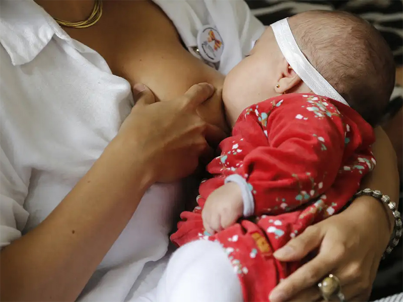 Amamentar mais de um ano reduz risco de câncer de mama