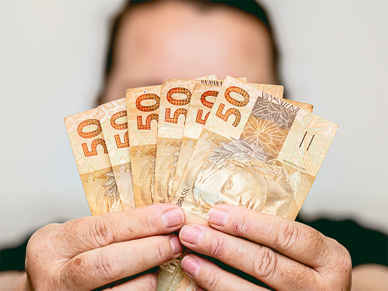Governo aumenta valor dos benefícios pagos a famílias carentes