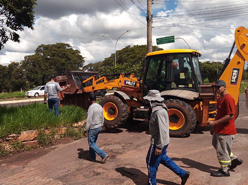 Obras de ampliação da drenagem no final da Sete de Setembro são iniciadas