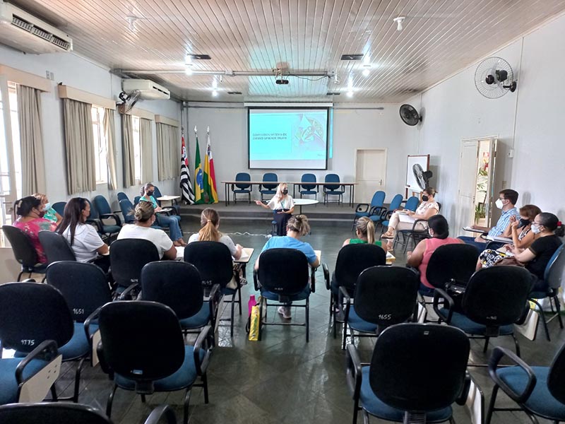 Orientadores participam de formação pedagógica para (re)pensar estratégias de aprendizagem