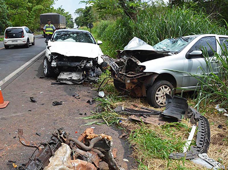 Mulher de 30 anos morre após se envolver em acidente na subida do Capivara, em Paraguaçu