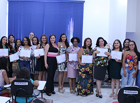 Via Certa realiza Formatura do curso de Coleta de Material Biológico