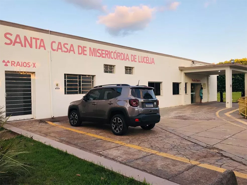 Mulher pede ajuda em atendimento médico após ser agredida e mantida em cárcere privado em Lucélia