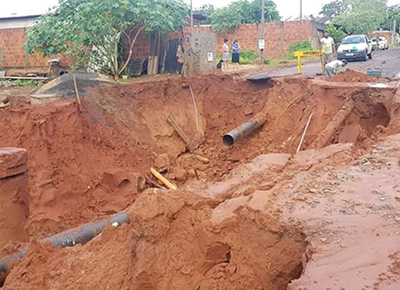 Rompimento de tubulação deixa Paraguaçu Paulista sem água